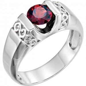 Mozambique-Garnet-Ring