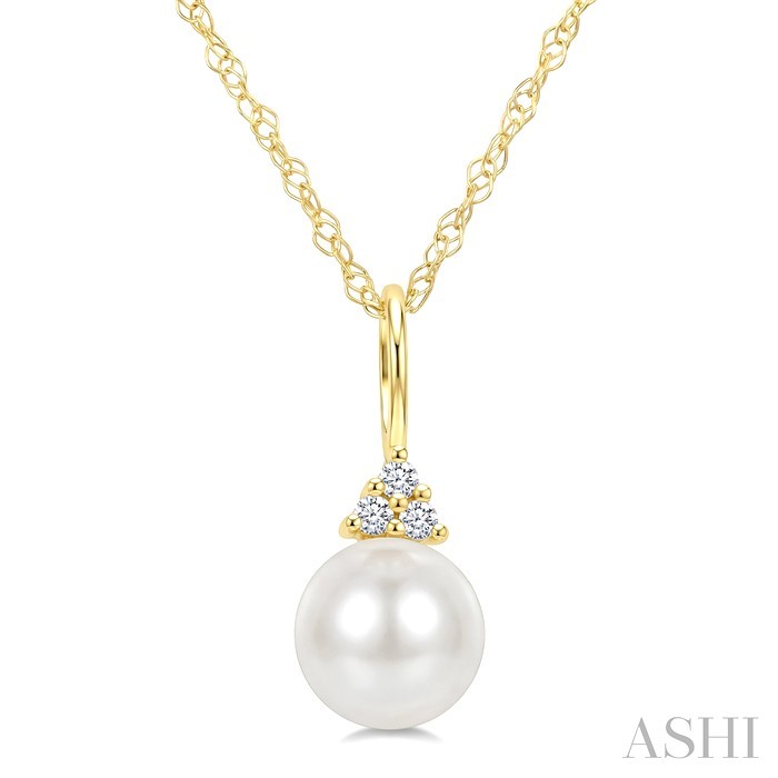 Pearl & Diamond Fashion Pendant