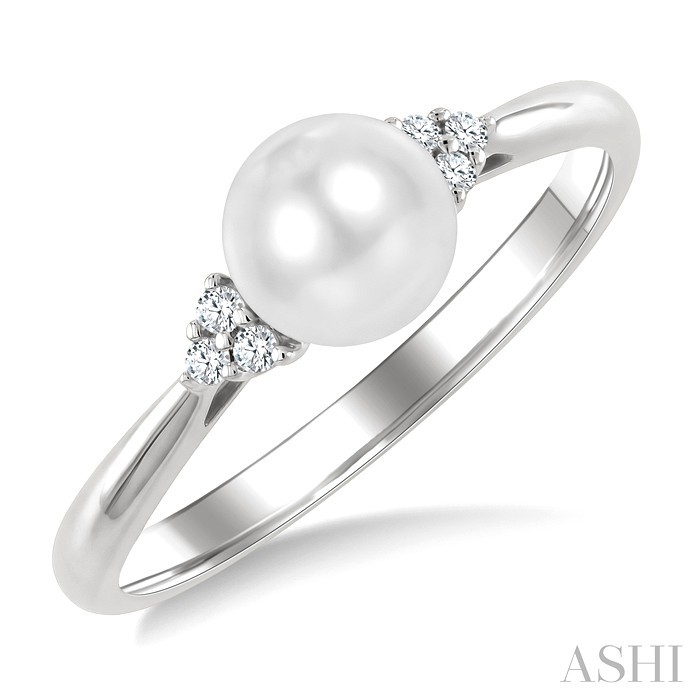 Pearl & Diamond Fashion Ring