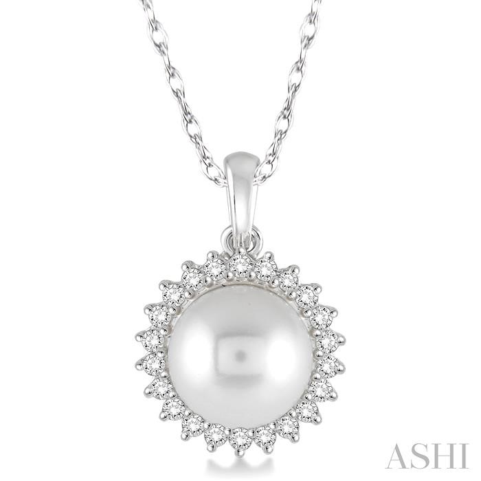 Pearl & Halo Diamond Pendant Pearl & Halo Diamond Pendant