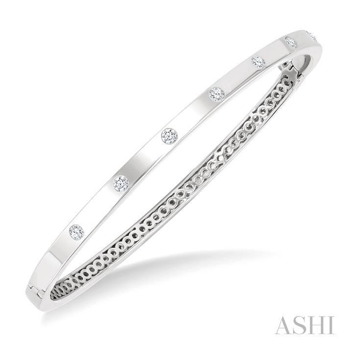 Flush Bezel Set Diamond Fashion Bangle Flush Bezel Set Diamond Fashion Bangle