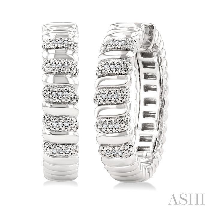 Silver Bold Ribbed Diamond Hoop Fashion Earrings Silver Bold Ribbed Diamond Hoop Fashion Earrings