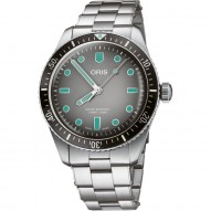 Divers Sixty-Five