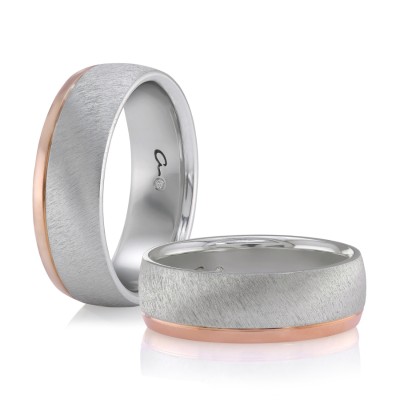 Two-Tone Scratched Matte Finish Platinum Men?s Wedding Band