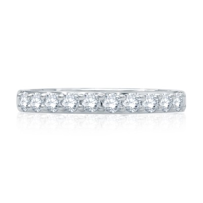 Pav&eacute; Diamond Wedding Band