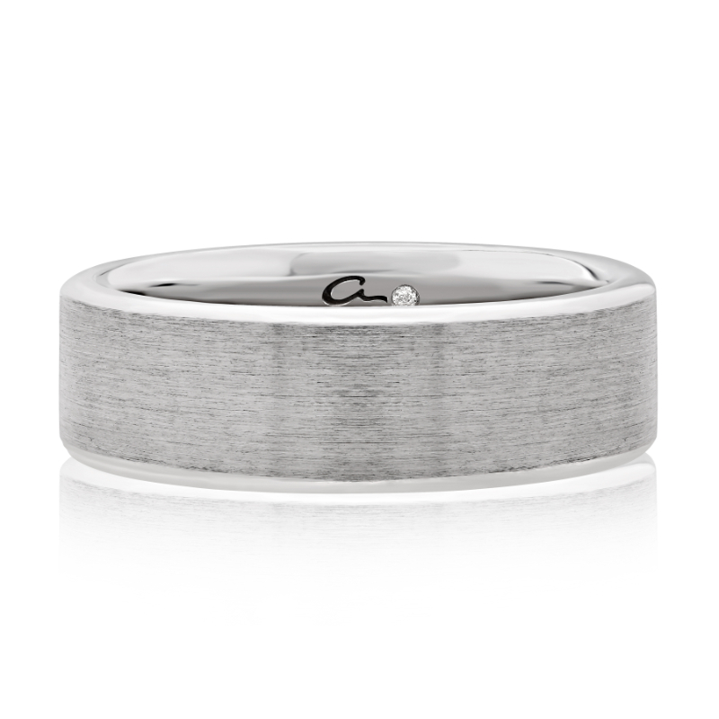 Brushed Matte Finish Platinum Men?s Wedding Band