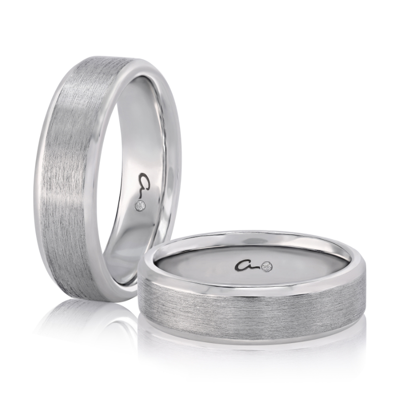 Modern Wire Brushed Finish Men's Wedding