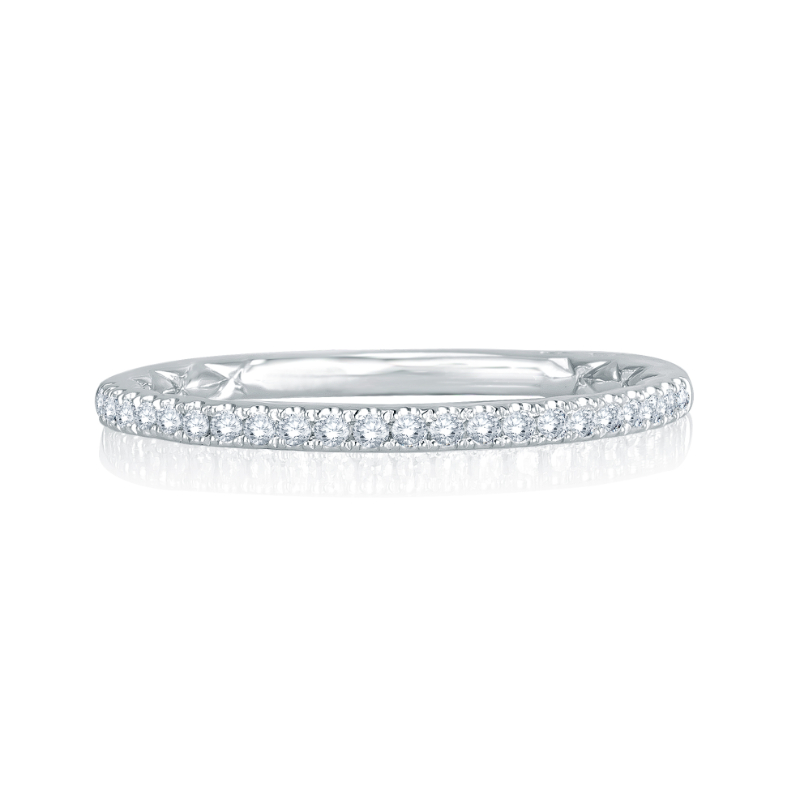 Pav&eacute; Diamond Wedding Band