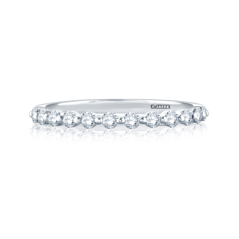 Single Shared Prong Diamond Wedding Band