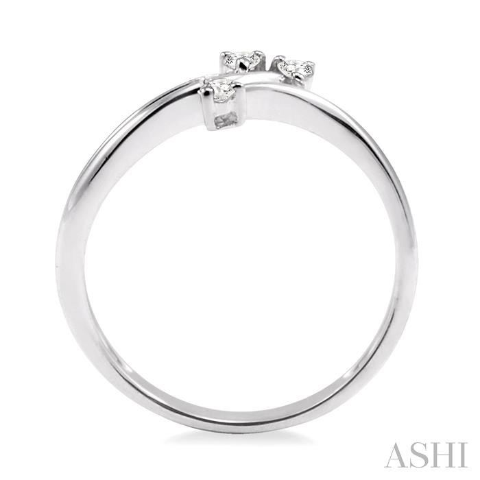 3 Stone Diamond Fashion Ring-3