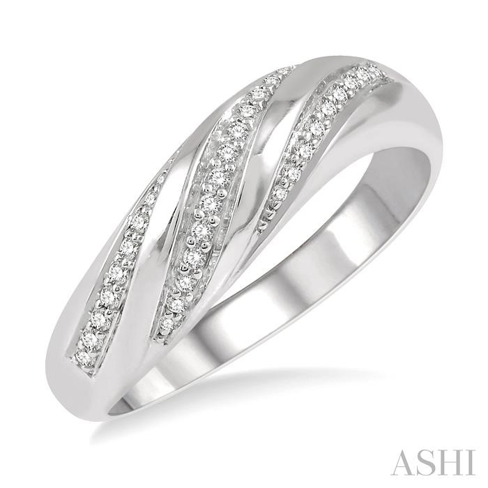 DIAMOND FASHION RING