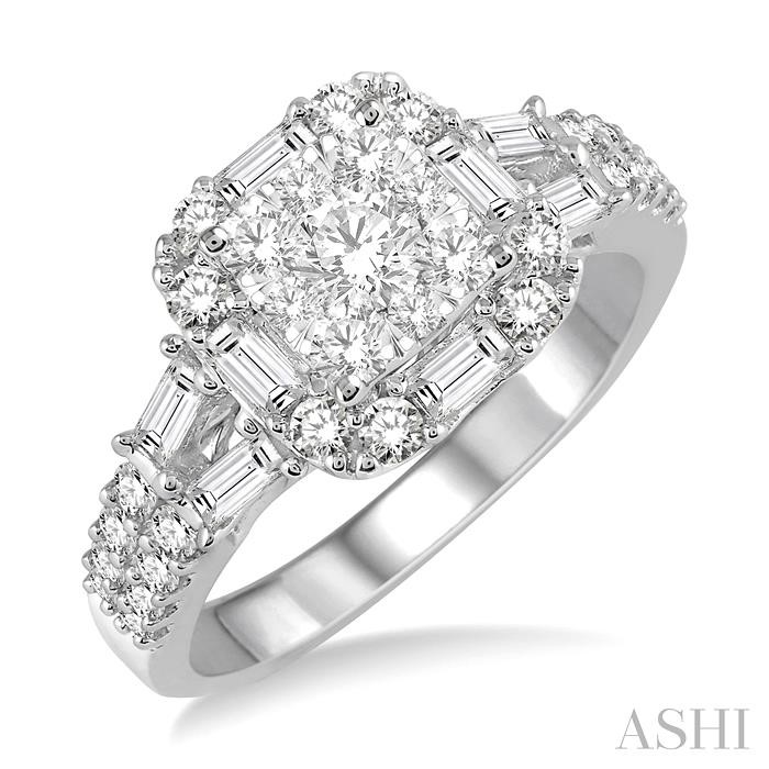 PRINCESS SHAPE HALO LOVEBRIGHT DIAMOND ENGAGEMENT RING