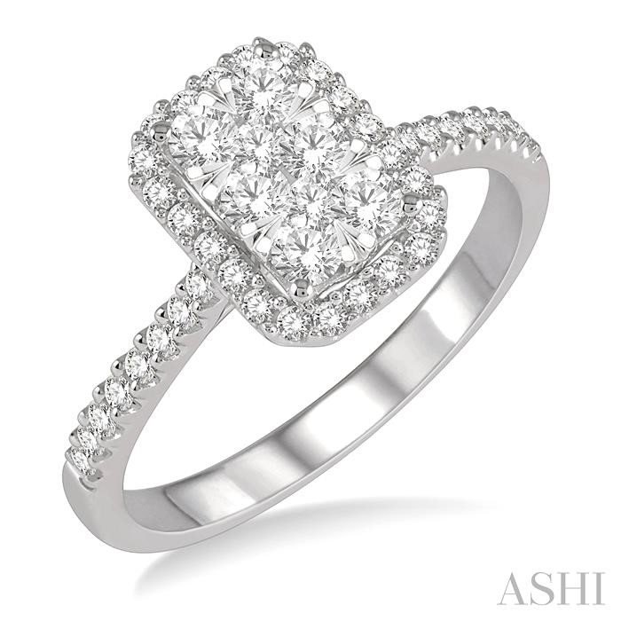 LOVEBRIGHT ESSENTIAL DIAMOND ENGAGEMENT RING