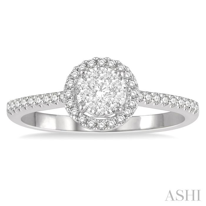 Round Shape Halo Lovebright Essential Diamond Engagement Ring-2