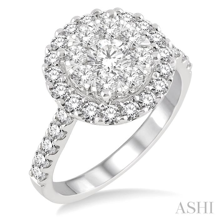 ROUND SHAPE HALO LOVEBRIGHT ESSENTIAL DIAMOND ENGAGEMENT RING