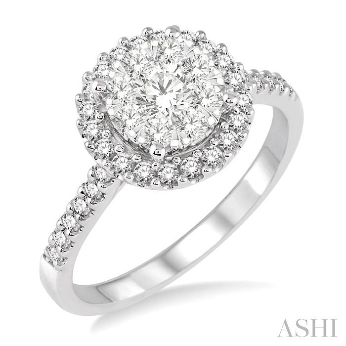 LOVEBRIGHT ESSENTIAL DIAMOND ENGAGEMENT RING