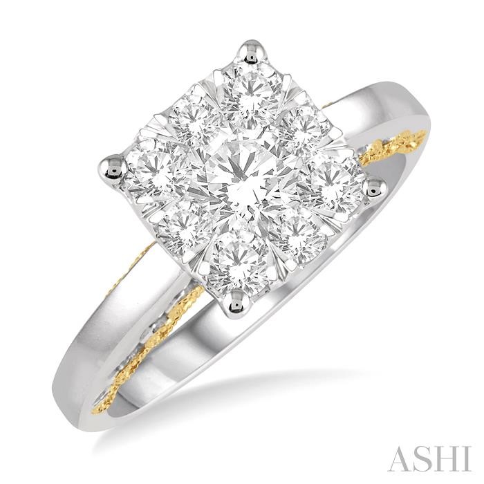 LOVEBRIGHT ESSENTIAL DIAMOND ENGAGEMENT RING