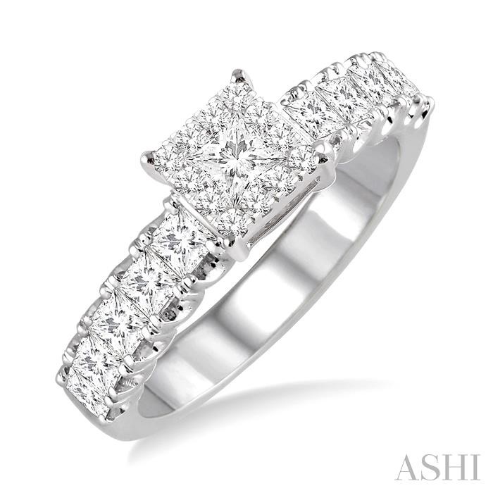 PRINCESS SHAPE LOVEBRIGHT DIAMOND ENGAGEMENT RING