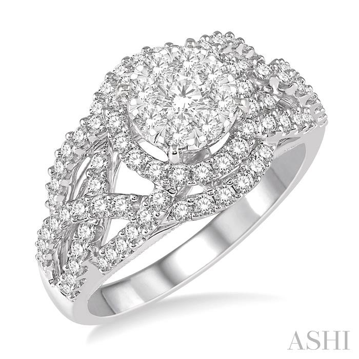 ROUND SHAPE HALO LOVEBRIGHT DIAMOND ENGAGEMENT RING