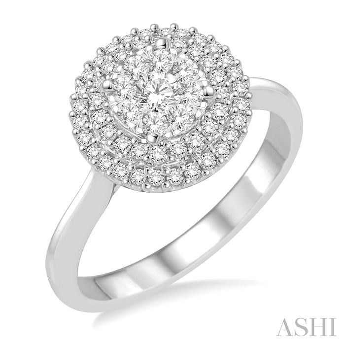 ROUND SHAPE HALO LOVEBRIGHT ESSENTIAL DIAMOND RING