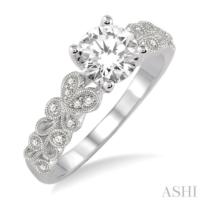 ROUND SHAPE DIAMOND ENGAGEMENT RING