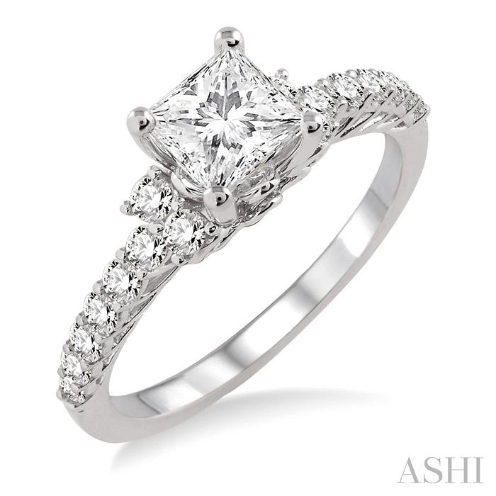 SEMI-MOUNT DIAMOND ENGAGEMENT RING