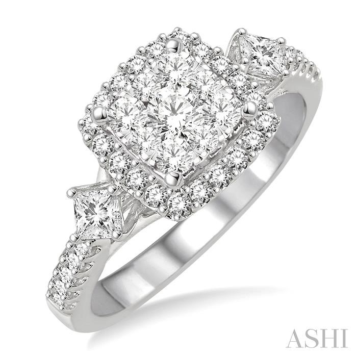 HALO LOVEBRIGHT DIAMOND ENGAGEMENT RING