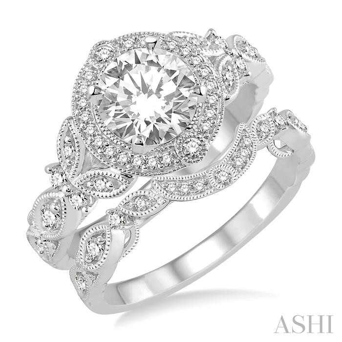 ROUND SHAPE HALO DIAMOND WEDDING SET