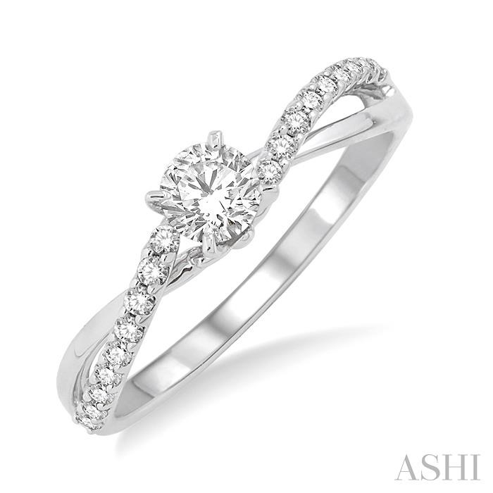 ROUND SHAPE DIAMOND ENGAGEMENT RING