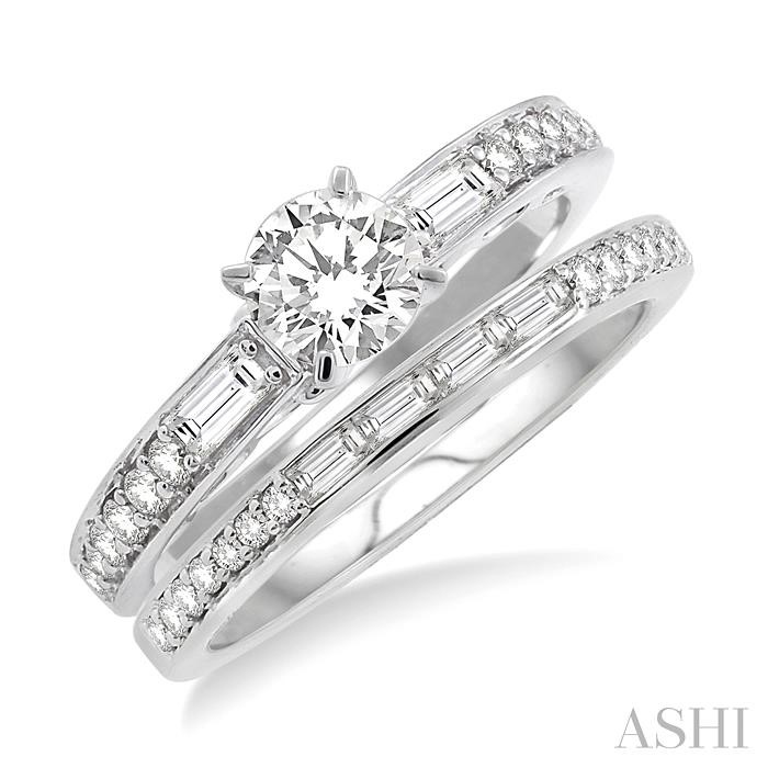 ROUND SHAPE DIAMOND WEDDING SET