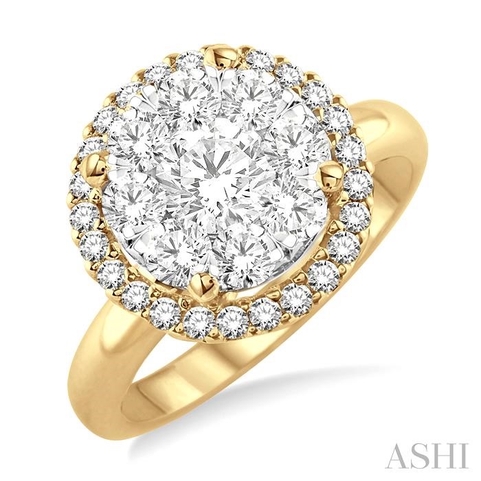 Round Shape Halo Lovebright Essential Diamond Engagement Ring