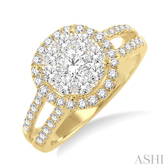 Round Shape Halo Lovebright Diamond Engagement Ring