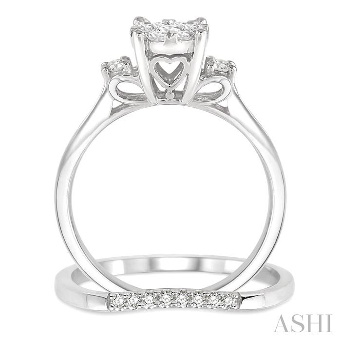 Round Shape Lovebright Diamond Wedding Set
