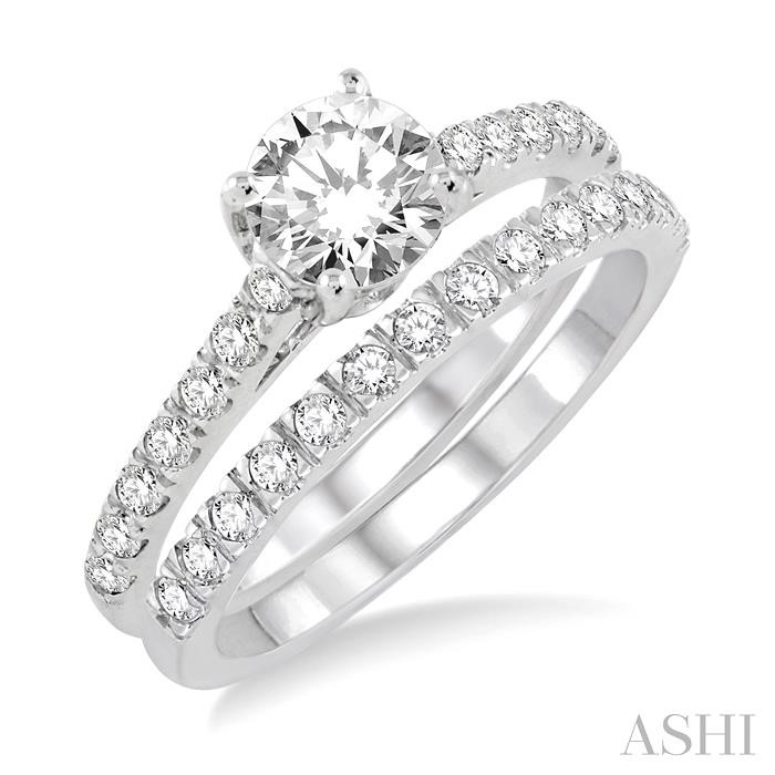 ROUND SHAPE DIAMOND WEDDING SET