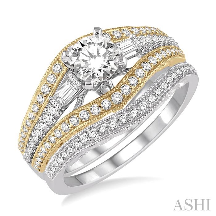 ROUND SHAPE DIAMOND WEDDING SET