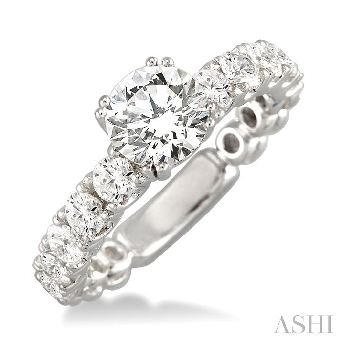 DIAMOND ENGAGEMENT RING