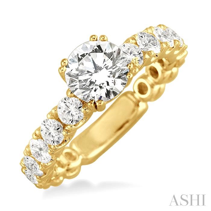 DIAMOND ENGAGEMENT RING