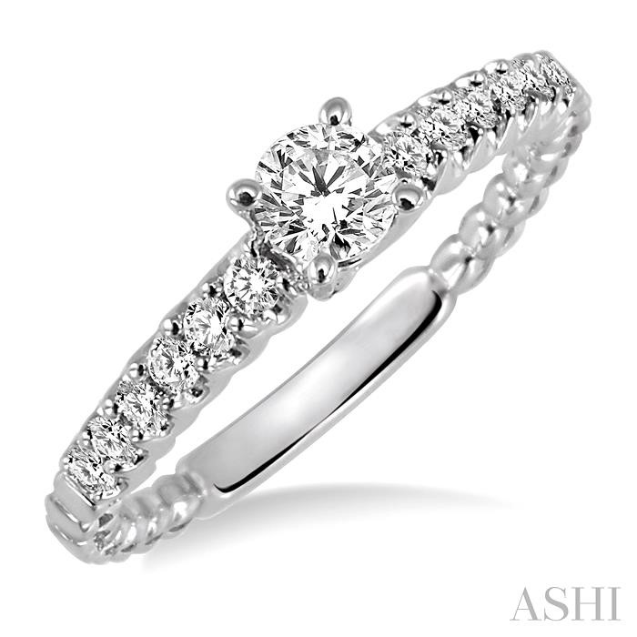 DIAMOND ENGAGEMENT RING