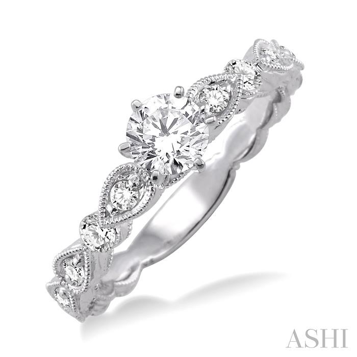 Round Shape Semi-Mount Diamond Engagement Ring