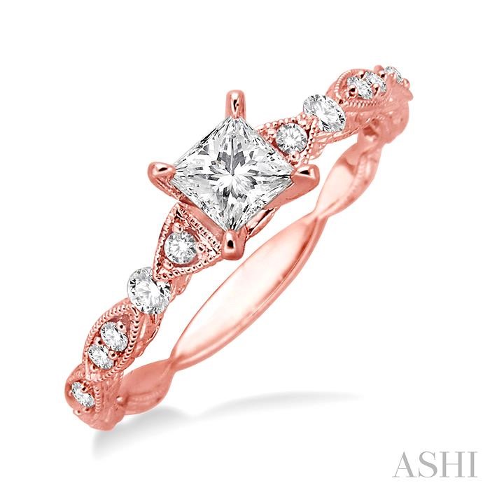 DIAMOND ENGAGEMENT RING