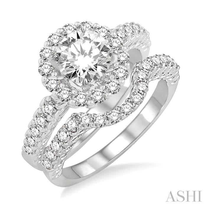 ROUND SHAPE HALO DIAMOND WEDDING SET