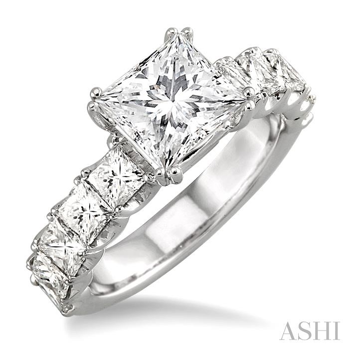SEMI-MOUNT DIAMOND ENGAGEMENT RING