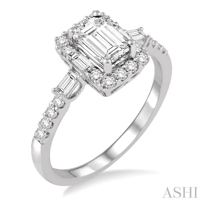 HALO DIAMOND ENGAGEMENT RING