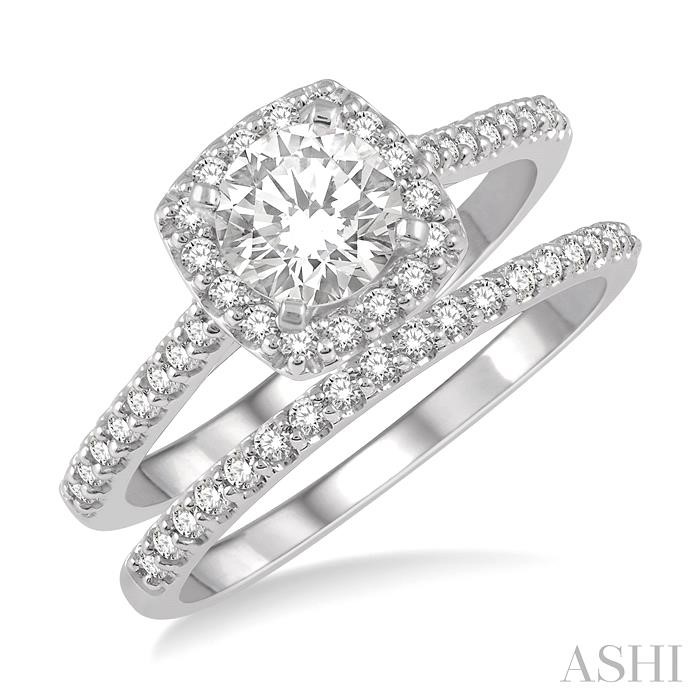 ROUND SHAPE HALO DIAMOND WEDDING SET