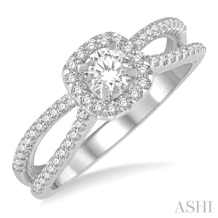 HALO DIAMOND ENGAGEMENT RING