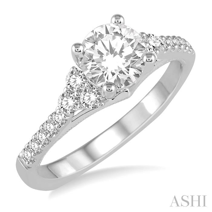 DIAMOND ENGAGEMENT RING