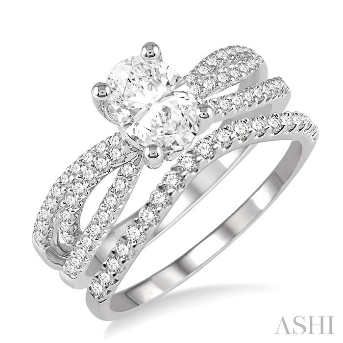 OVAL SHAPE DIAMOND WEDDING SET