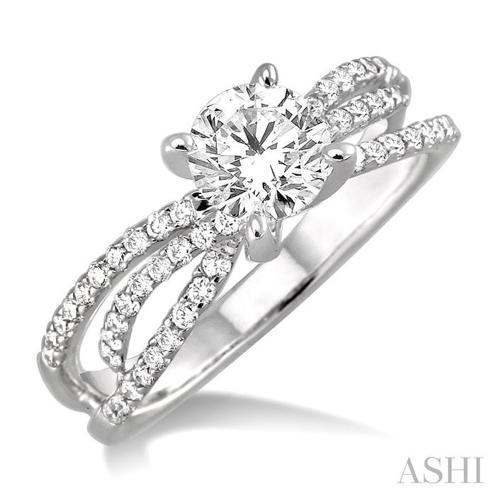 DIAMOND ENGAGEMENT RING