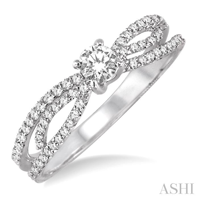 DIAMOND ENGAGEMENT RING