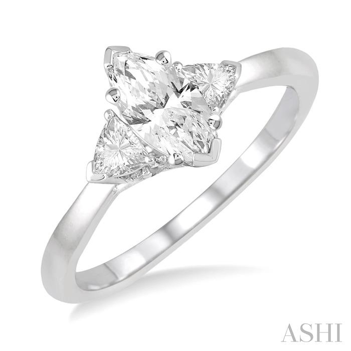 MARQUISE SHAPE DIAMOND ENGAGEMENT RING